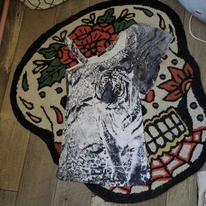 So 2000s! Gem Tiger Tee!